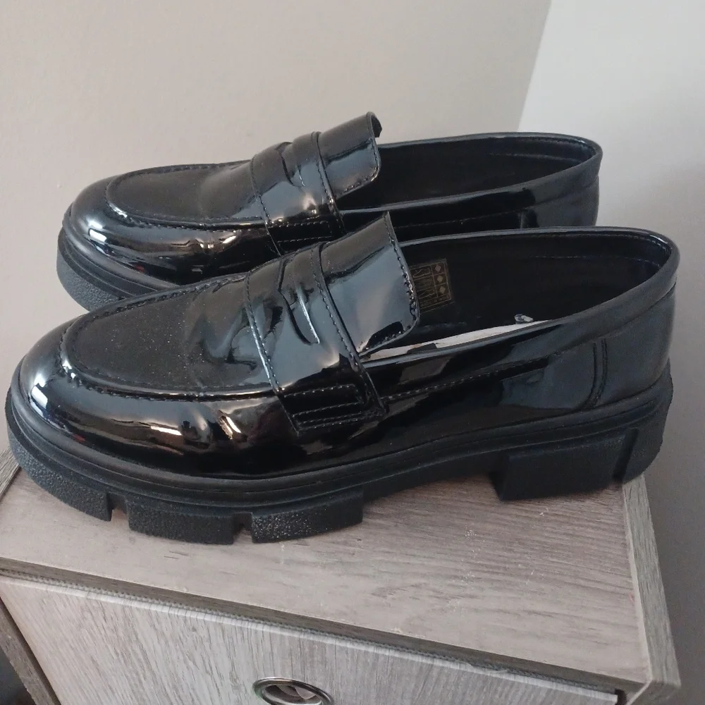Amazon patent leather